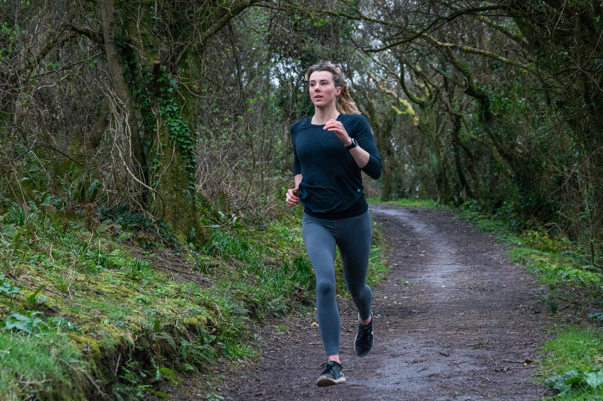 Lucy Campbell running around Woolacombe