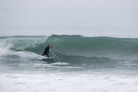 dryrobe, dryrobeterritory, surf, surfing, surfer, lucy, campbell, ambassador