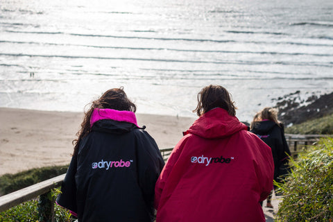 saunton, sands, devon, beach, yoga, surfing, kitty, cowell, jessica, skye, bloggers, dryrobe, volcom