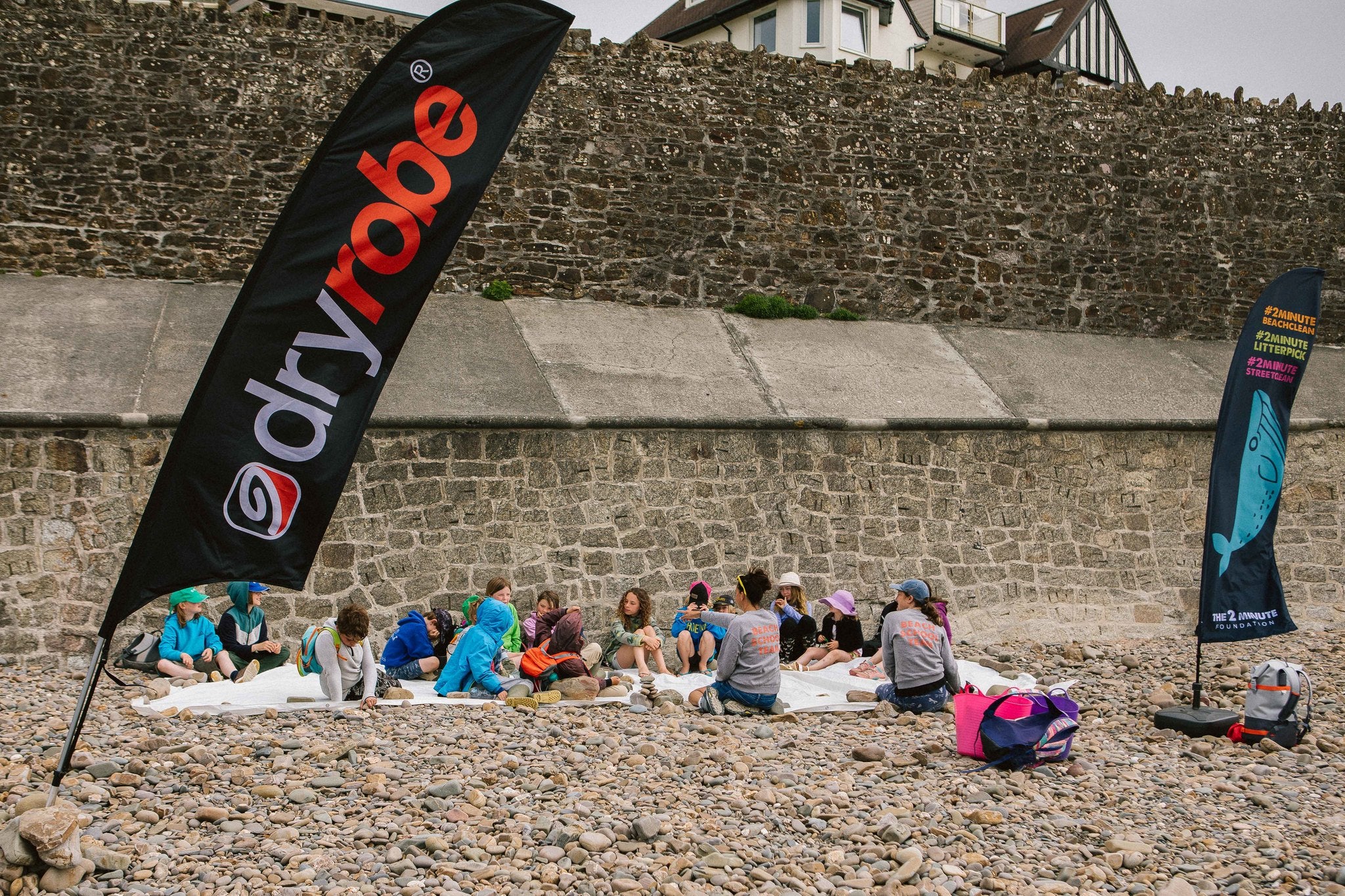 The 2 minute Beach School, supported by dryrobe®