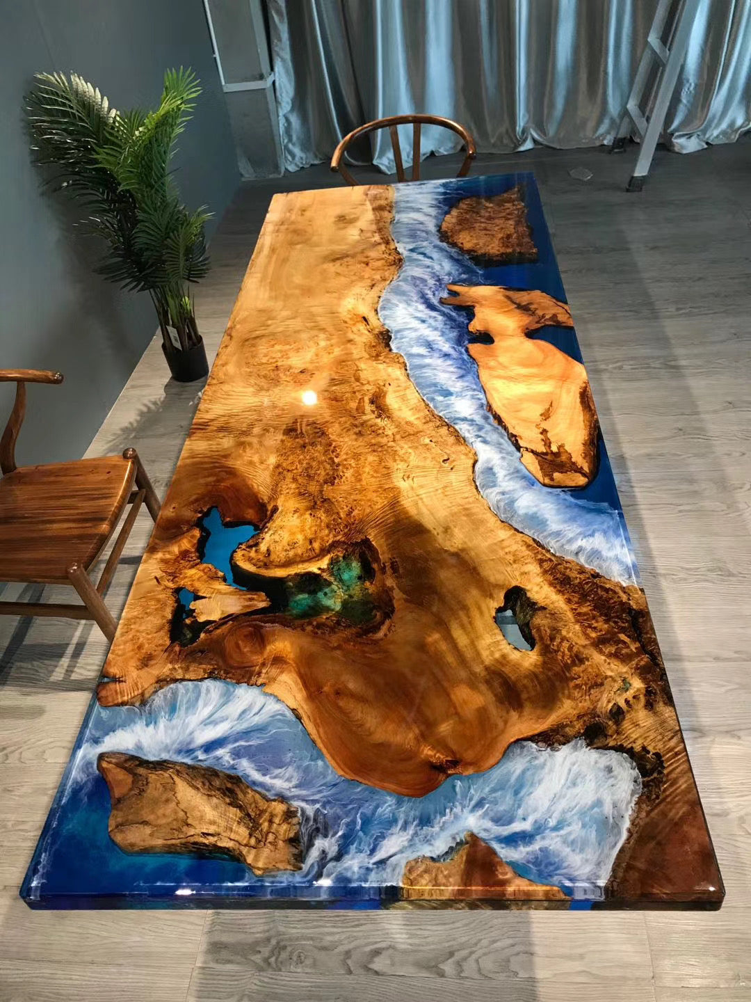 resin table wood