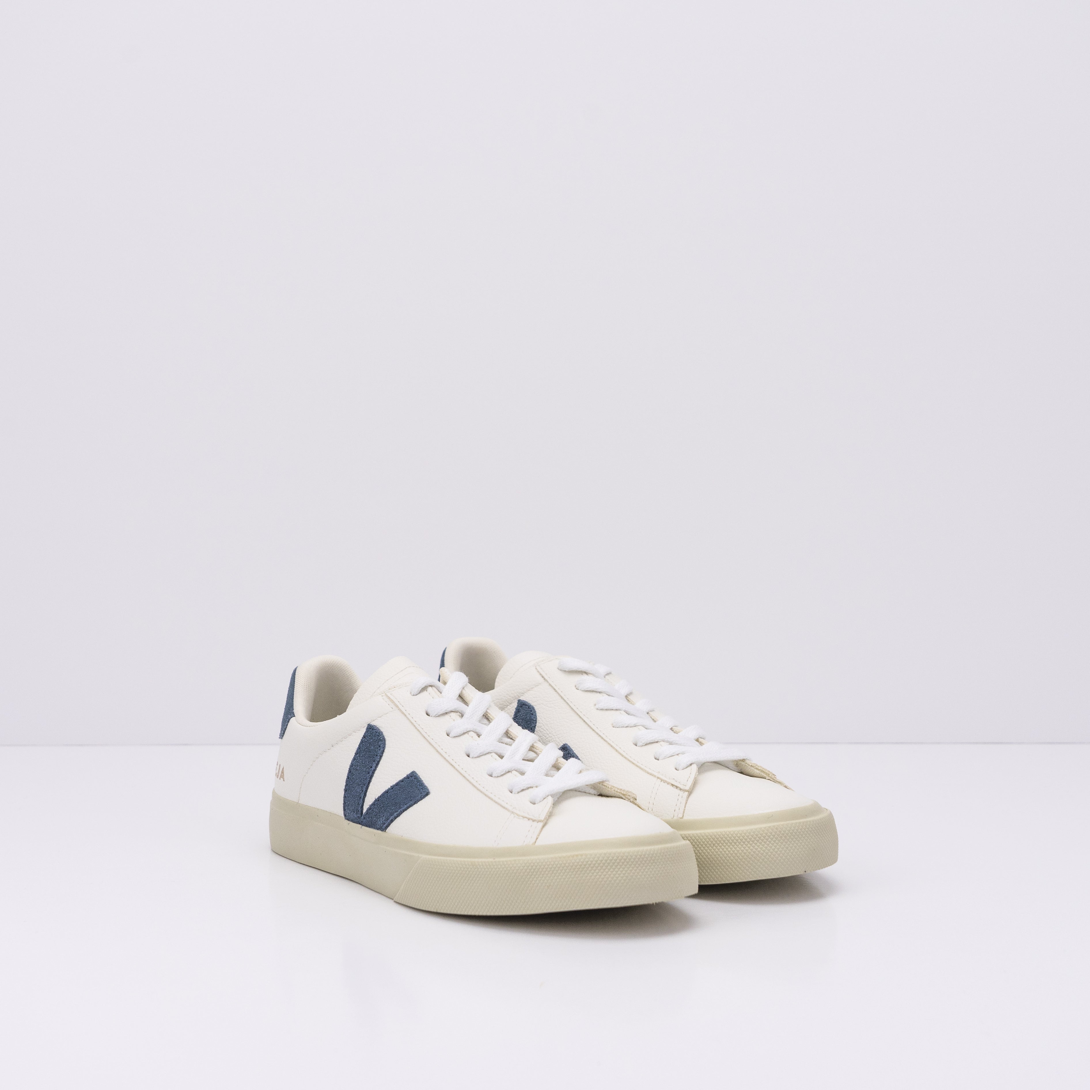 ZAPATILLA - VEJA - CAMPO CHROMEFREE LEATHER EXTRA WHITE CALIFORNIA CP053121 - Moksin product image