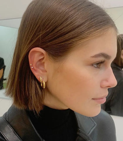 Kaia gerber piercings, celebrity piercings