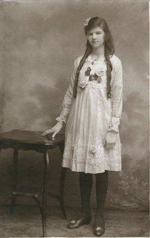 The original Ruby Violet in a picture from the 1920s