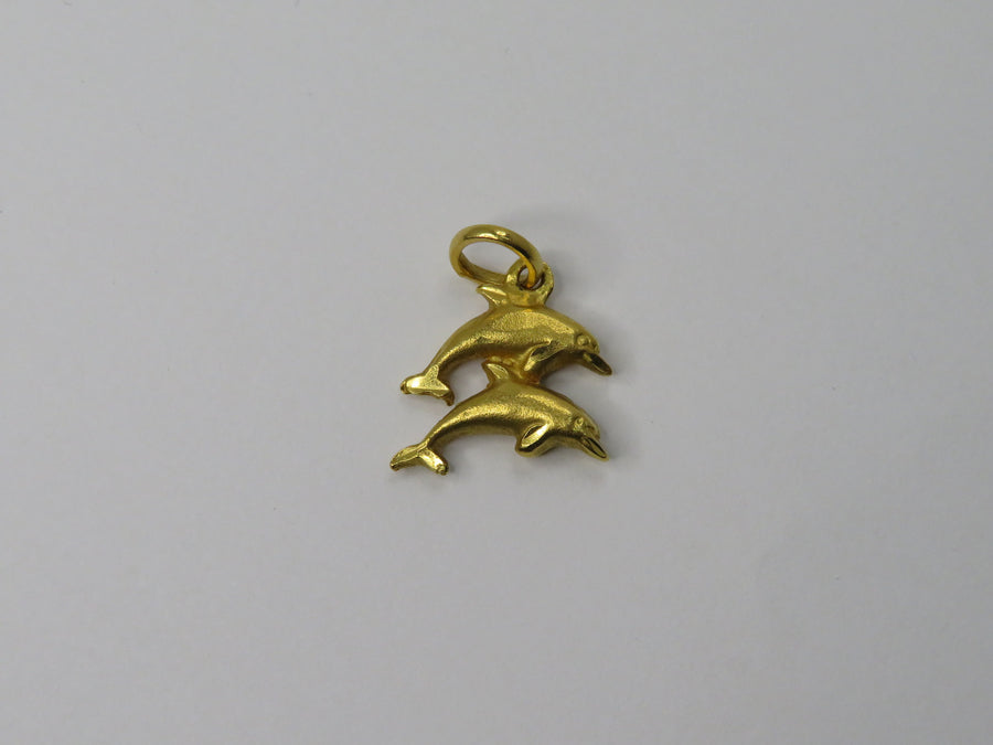 Gold Dolphins Pendant W14