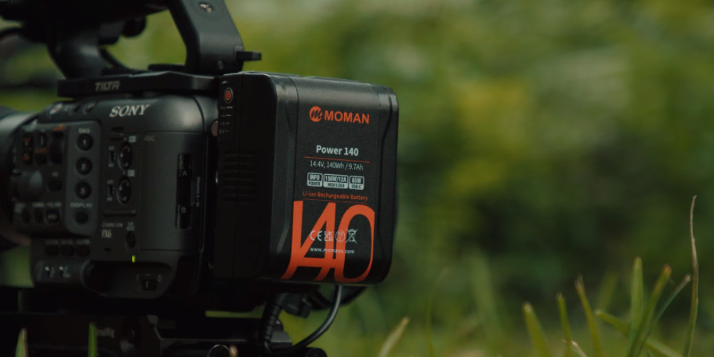 Moman Power 140 is the best v mount battery for Blackmagic Design Camera 6K. It can be used with high-power LED studio light, camcorder, etc.