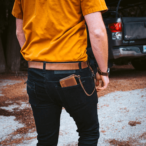 5 Proven Ways to Spot a Real Leather Belt in 2022 - Popov Leather®
