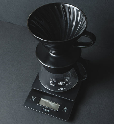 Hario V60 陶瓷咖啡滴头 滴滤咖啡机 Basic Barista 咖啡滴头 Hario V60 系列过滤式咖啡机