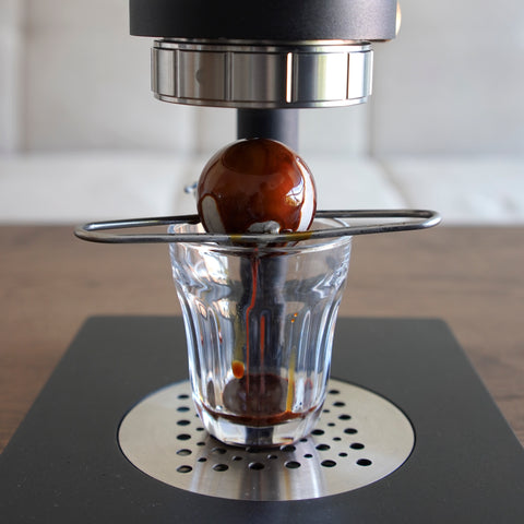 Basic Barista Cold Extract Chilling Ball How to cold Extract coffee Science News Coffee Gear Coffee Equipment Barista Basics Cold Extract Chilling