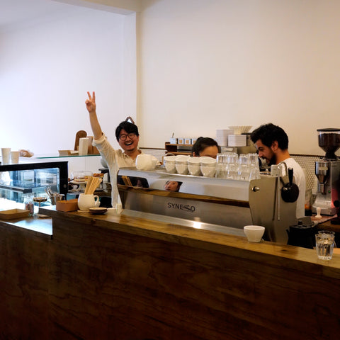 The Flour Melbourne City Cafe Lokales Café Bäckerei Kuchenwaren Basic Barista Australia Melbourne