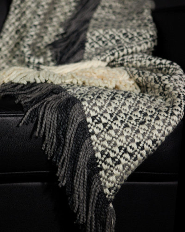 classic woven blankets