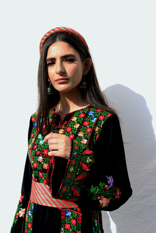 Laila - Hand Embroidered Traditional Palestinian Dress Thobe - Deerah