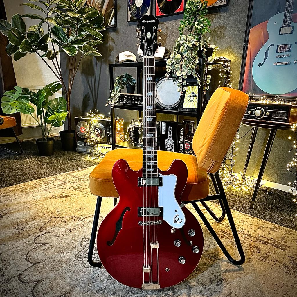 Epiphone Riviera Red Hollow Body Elektrische Gitaar