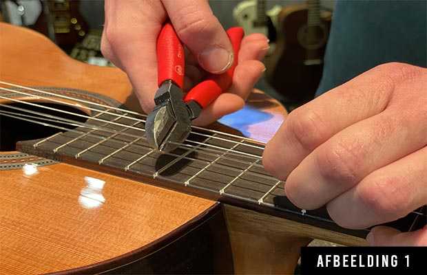 Beyond slachtoffer Geboorte geven Snaren vervangen van mijn klassieke gitaar? Music All In legt het uit