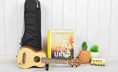 Soprano ukulele starter set