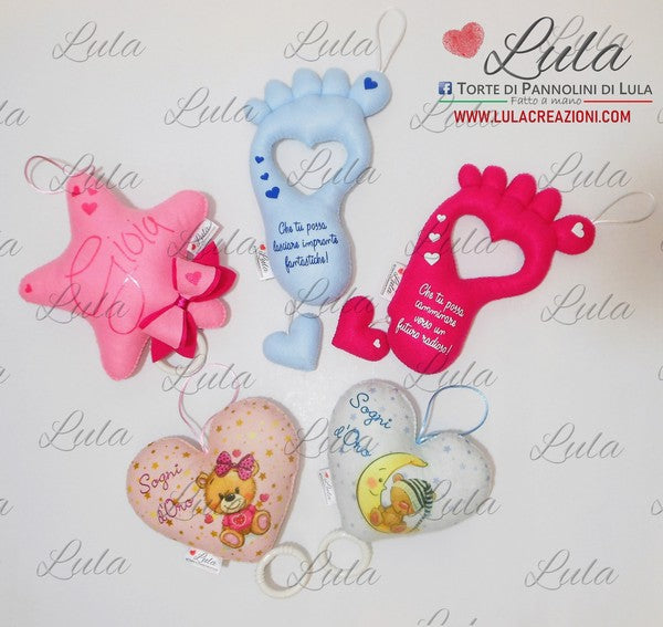 Sogni d'Oro 😴... Dolci Carillon realizzati interamente a mano, personalizzabili nelle forme e nei colori! Scopri tutti i modelli su www.lulacreazioni.com https://lulacreazioni.com/collections/carillon #tortedipannolinidilula #lulacreazioni #tortedipannolini #tortadipannolini #pampers #carillon #carillonpersonalizzato #sognidoro #ninnananna #sweetbaby #ShopOnline