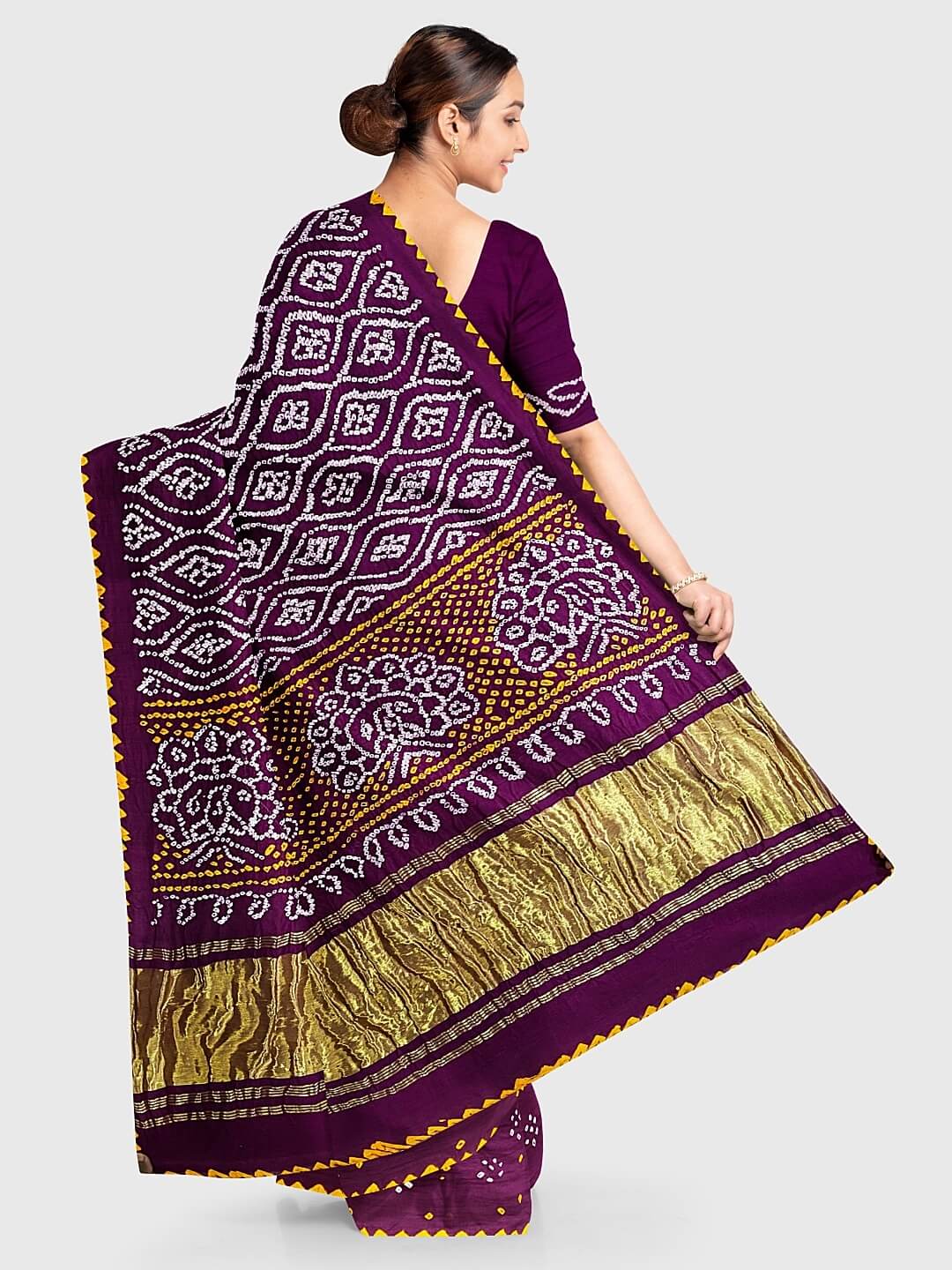 Buy Buy Handcrafted Traditional Bandhani Saree/bandhej / Chunri / Gaji Silk  Bandhani Sarees Online/buy Bandhani Sarees / Jaipuri Sarees Online Online  in India -… | Bandhani saree, Handcraft, Etsy