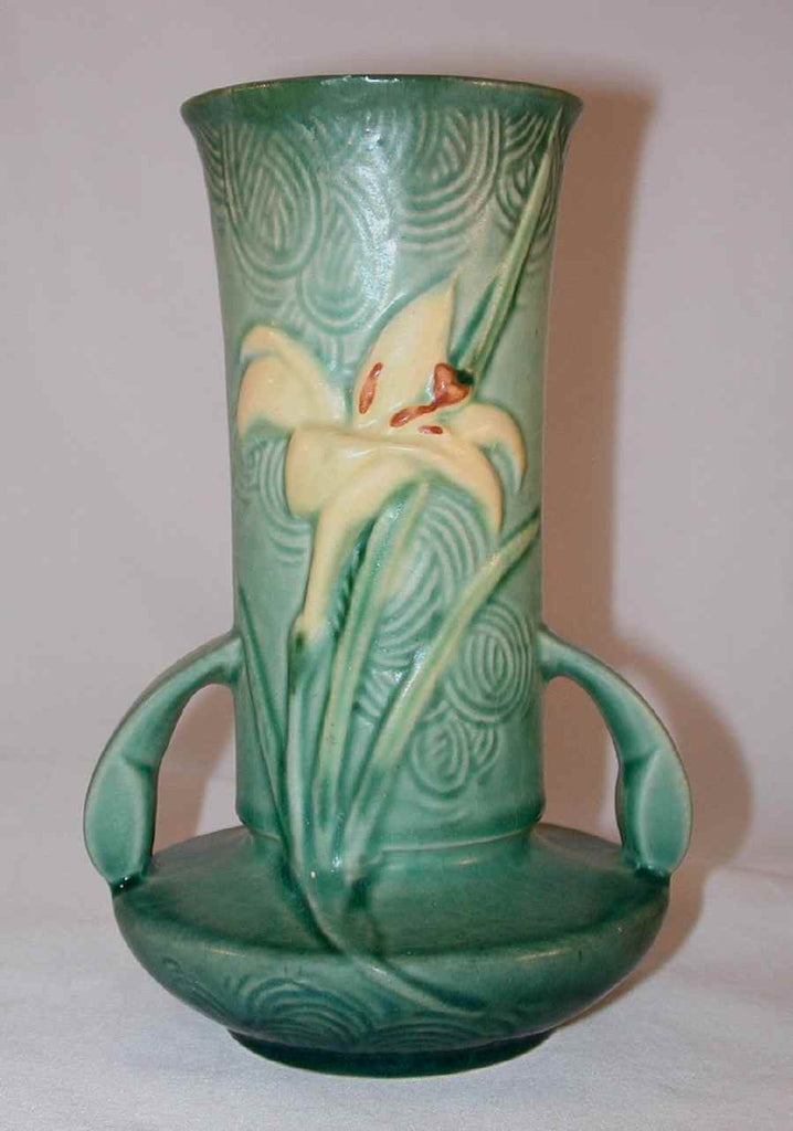 Rare Roseville Pottery Mid 1940s Green Zephyr Lily 131-7" Vase – Giamer