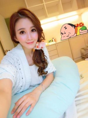 Hugsie x 馮媛甄 Abby Feng