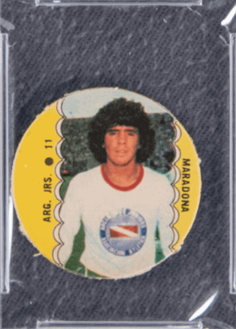 1977 Futbol Diego Armando Maradona Rookie Card