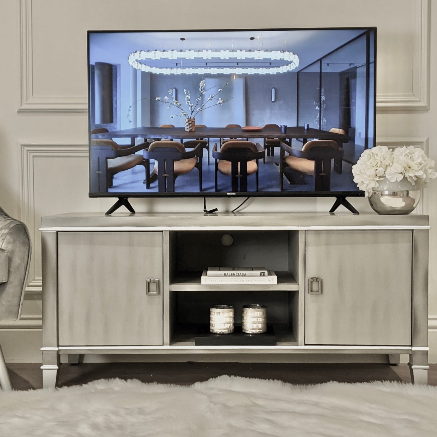 grey mirrored tv stand