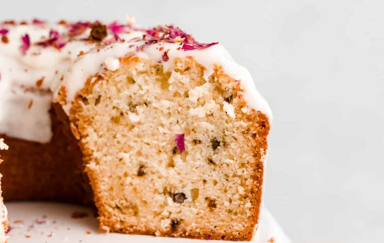 Rose and pink peppercorns give the cake a unique flavor that surprisingly works very well together match made in heaven