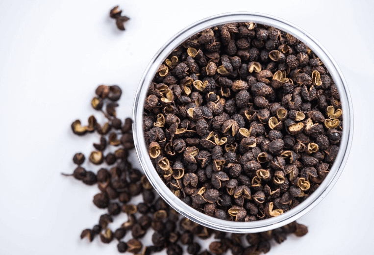 Difference Between Timut Peppercorn and Black Pepper