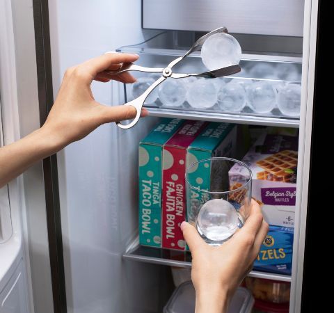 OnTheRocks - Crystal-Clear Ice Cube Maker, Make Big, 2 Inch Clear Cubes at  Home