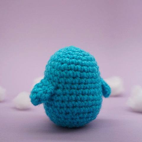 UPDATE: Made a cute mini-penguin with leftover Wooble yarn 💙 : r/Amigurumi