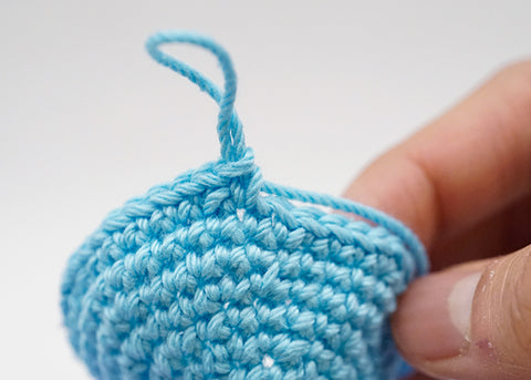 How to Use a Stitch Marker in Crochet