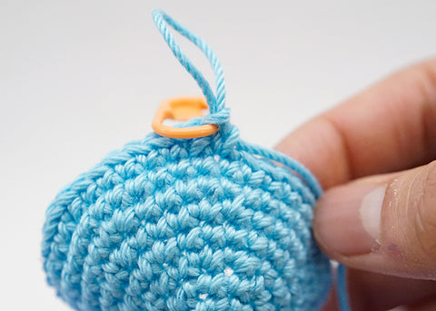 How to Use a Stitch Marker correctly in Crochet