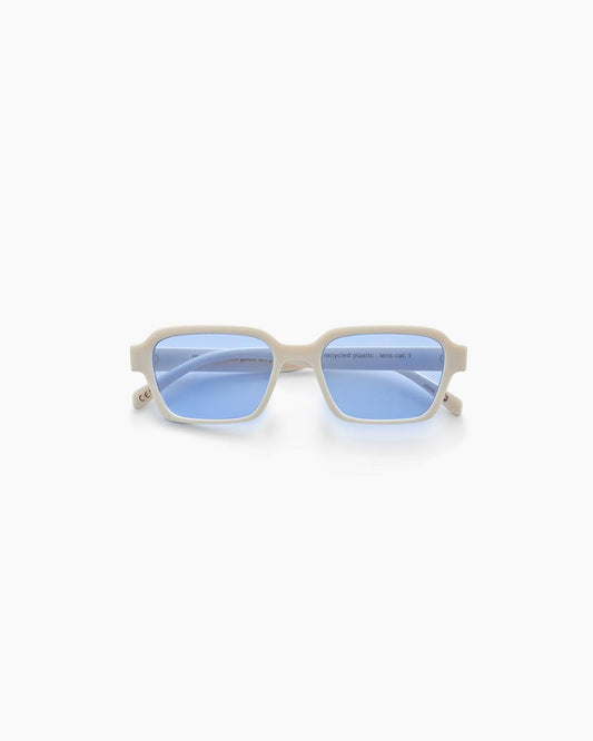 Quay Australia X JLo Jaded Clear Fade Sunglasses | Quay australia,  Sunglasses, Colored sunglasses