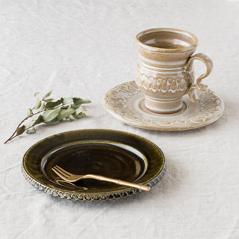 Ruriame Koubou's plate dish olive glaze and cup & saucer