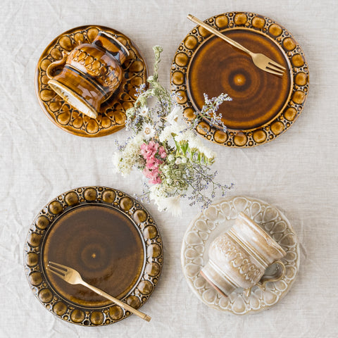 Ruriame Koubou's bread plate round pattern and cup & saucer