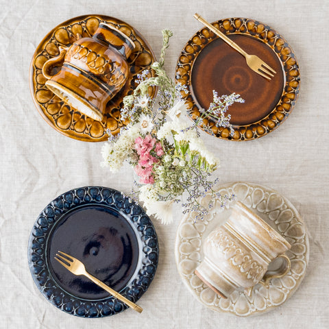 Ruriame Koubou's Cup & Saucer Key and Cake Plate