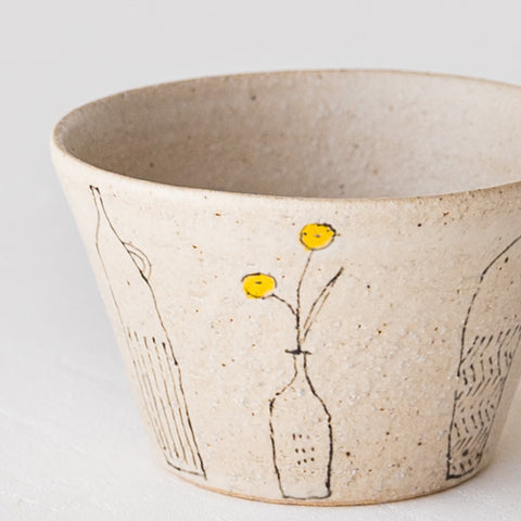 Asako Okamura's free cup mimosa x vase