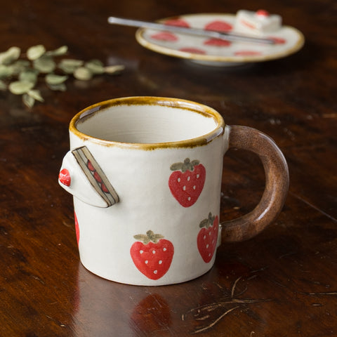 Kei Kajita's mug with cute strawberries and shortcake