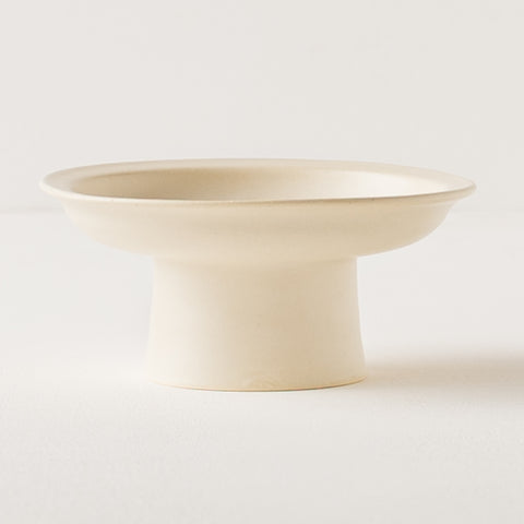 シンプルモダンでおしゃれなyoshida potteryの高杯皿
