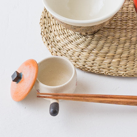 Naoko Ikemoto's convenient and cute mini earthen pot chopstick rest with condiments