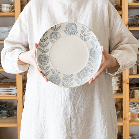 Rei Matsuzaki's large plate gray