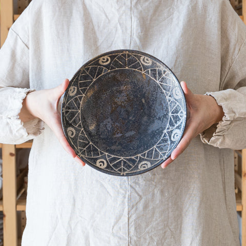 Nobufumi Watanabe's waxless 7-inch plate that complements your food wonderfully