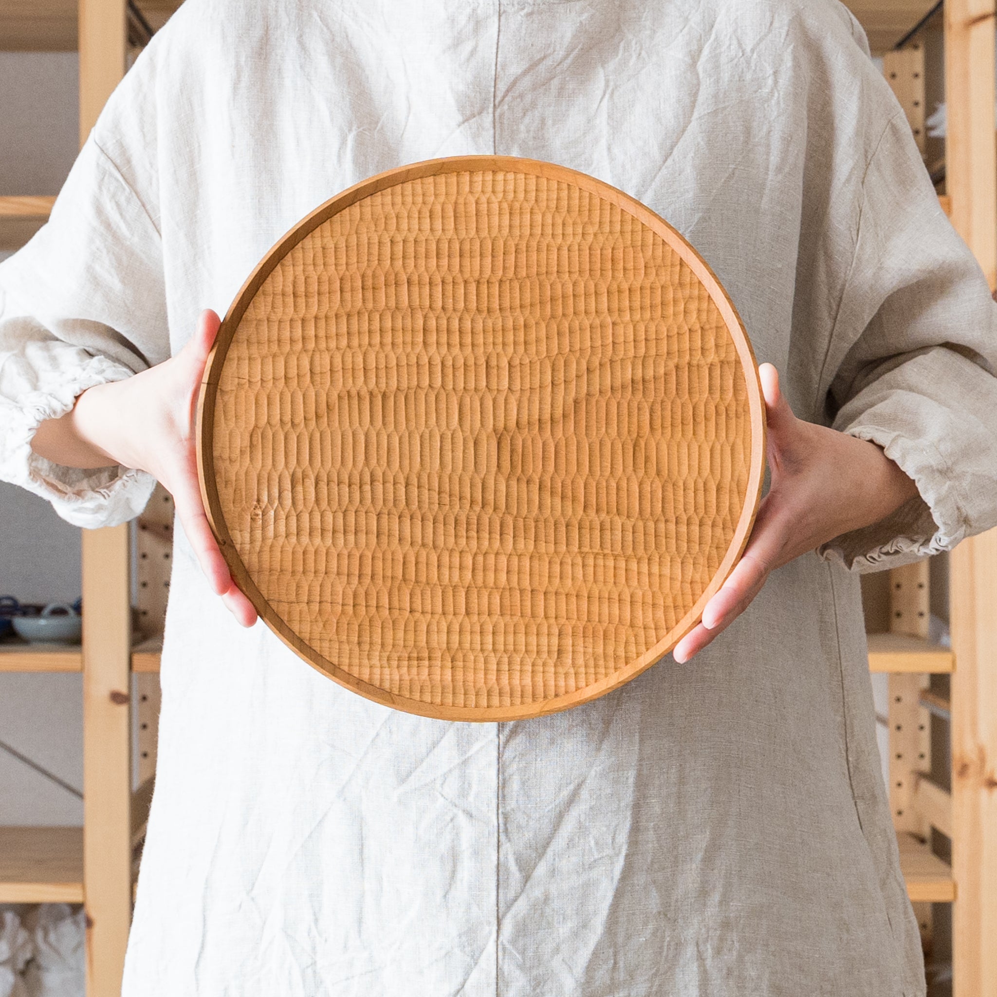 One meal by Mr. Kazunori Gentakatsuka, a wood workshop that adds a special feeling to the usual dining table