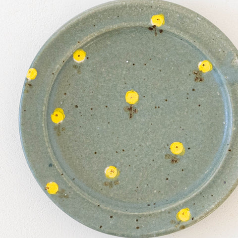 Haruko Harada's 5-inch rim plate flower