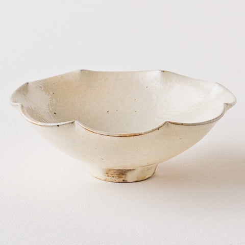Furuya pottery small iron flower bowl