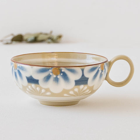 Adachi no Potari's finger-drawn chintz dessert cup