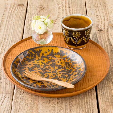 Ayano Arai's slipware soba choko and medium plate