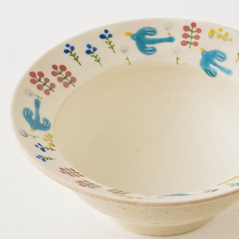 Shinonome kiln Suzuki Akane's rim bowl with birds and flowers