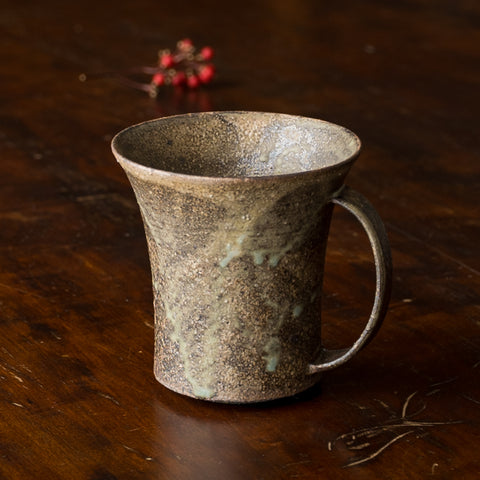 Kobiki Mug by Sakiko Tomibe