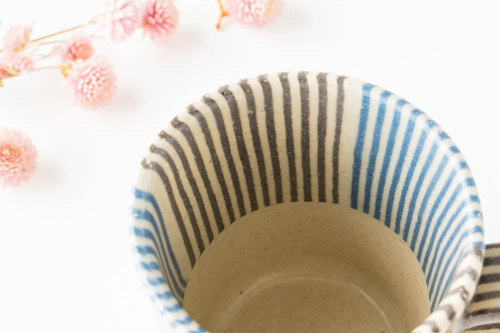 Hanako Sakashita's lovely kneaded mug