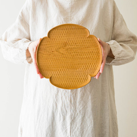 Kazunori Takatsuka's large Sakura flower-shaped bread plate